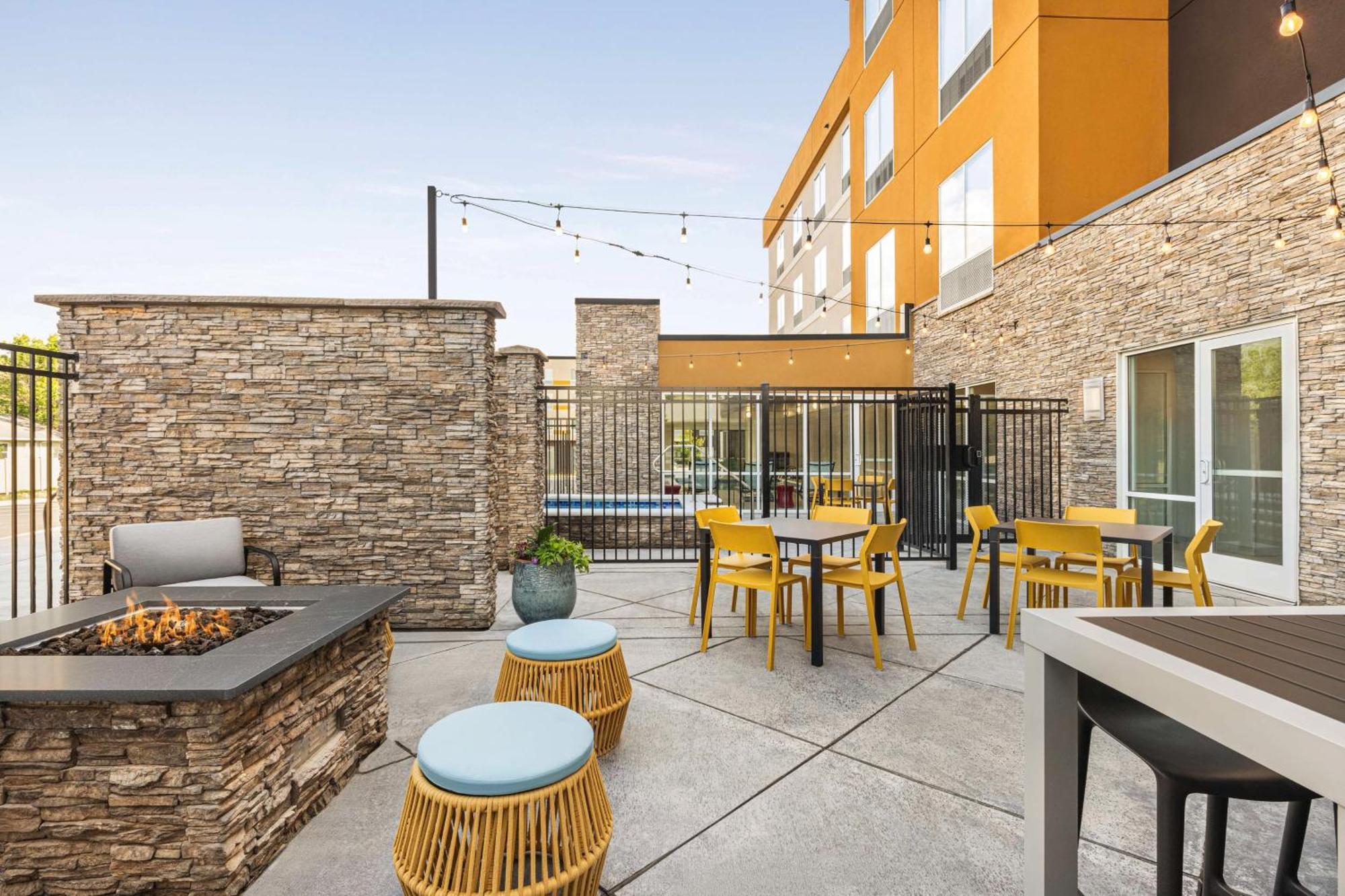 Home2 Suites Livingston Yellowstone Екстер'єр фото